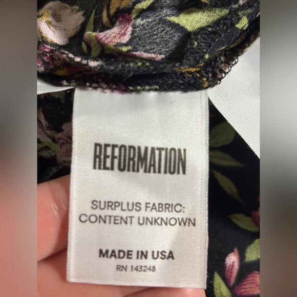 Reformation Black Floral Skirt Pink Hibiscus with Slit - Picture 5 of 8